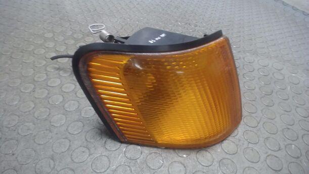Foto: BLINKLEUCHTE / BLINKER RECHTS eines Ford Scorpio CL