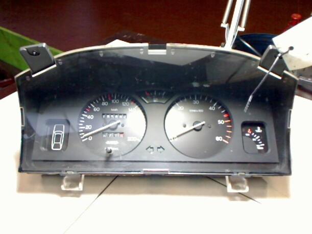 Foto: TACHOEINHEIT eines Citroen ZX 1.9 Turbo D Aura