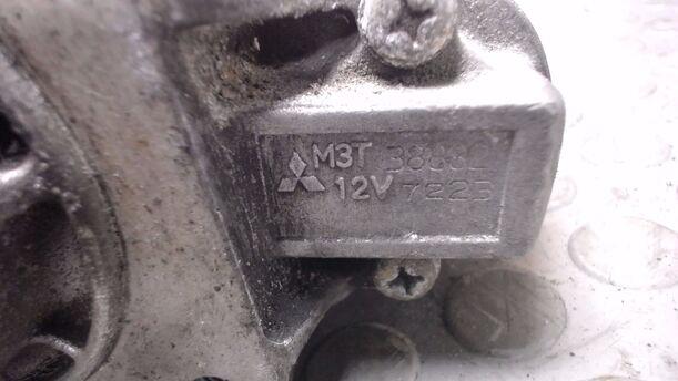 Foto: ANLASSER / STARTER eines Mazda 323 1.3 LX