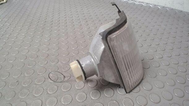 Foto: BLINKER RECHTS eines Renault R 21 RX