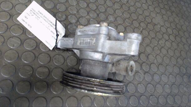 Foto: LENKGETRIEBEPUMPE eines Honda Civic 1.4i