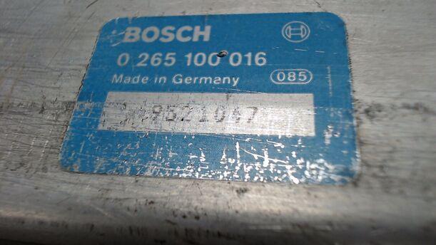 Foto: STEUERGERÄT ABS eines Renault R 25 V6 Injection
