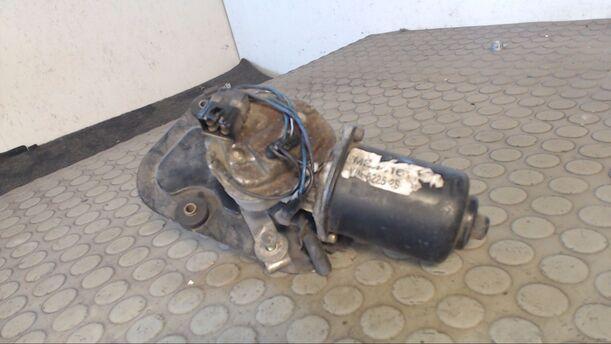 Foto: SCHEIBENWISCHERMOTOR VORN eines Mitsubishi Colt 1500 GLXi