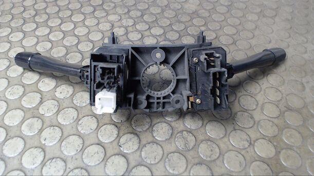 Foto: BLINK-/KOMBISCHALTER eines Honda Civic 1.5i
