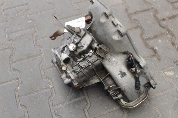 Foto: SCHALTGETRIEBE 4-GAANG eines Opel Corsa LS
