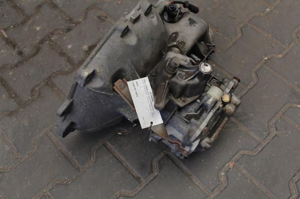 Foto: SCHALTGETRIEBE 4-GAANG eines Opel Corsa LS
