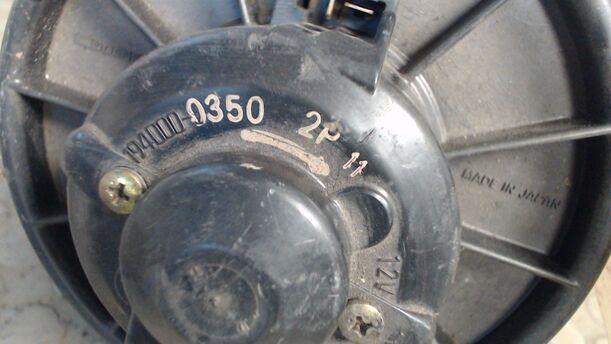 Foto: GEBLÄSEMOTOR / HEIZUNGSGEBLÄSE eines Mazda 323 1.6i 16V GLX