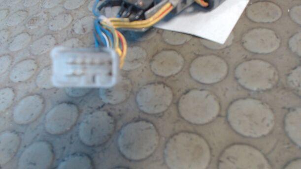 Foto: SCHIEBEDACHMOTOR eines Mazda 323 1.6i 16V GLX