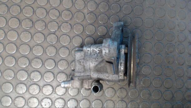 Foto: LENKGETRIEBEPUMPE eines Honda Prelude EX