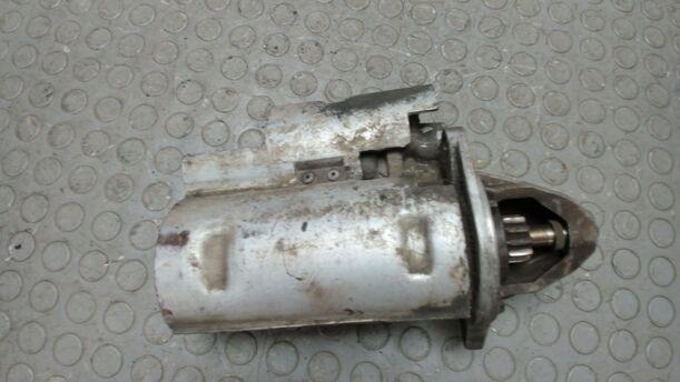 Foto: ANLASSER / STARTER BOSCH ( SCHALTGETRIEBE ) eines Ford Sierra Turnier CL