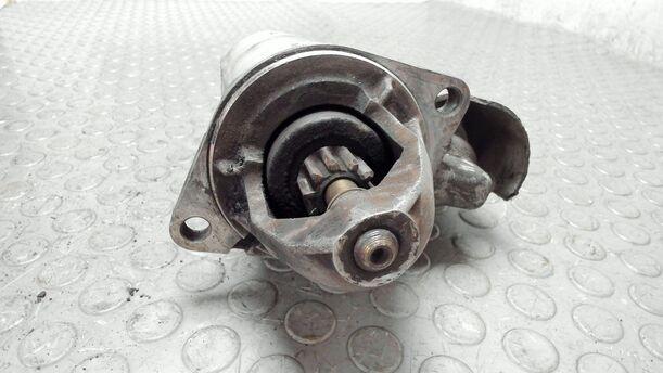 Foto: ANLASSER / STARTER BOSCH ( SCHALTGETRIEBE ) eines Ford Sierra Turnier CL