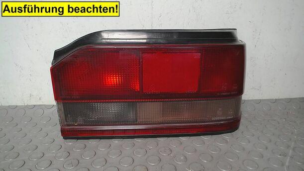 Foto: HECKLEUCHTE/ RÜCKLEUCHTE RECHTS ( 2/3 TÜRER ) eines Mazda 323 1.6i GLX