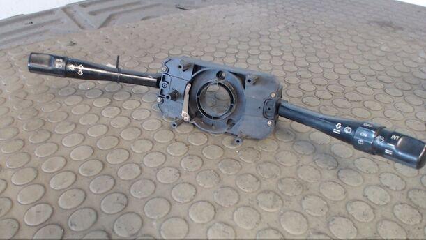 Foto: BLINK-/KOMBISCHALTER eines Honda Civic 1.4i