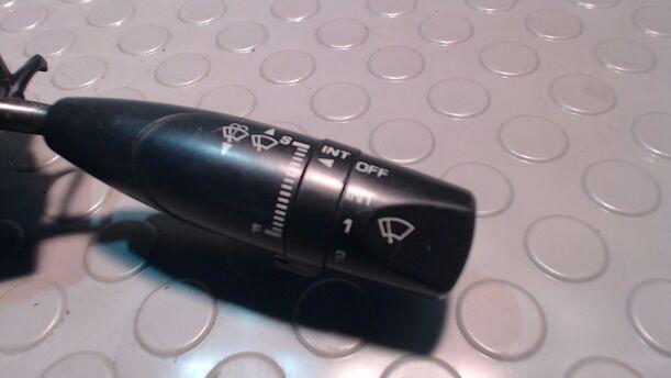 Foto: BLINKERSCHALTER / KOMBISCHALTER eines Mazda 626 2.0i GLX