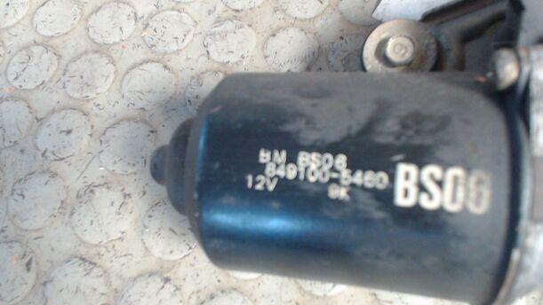 Foto: SCHEIBENWISCHERMOTOR VORN eines Mazda 323 F 1.9i 16V GT
