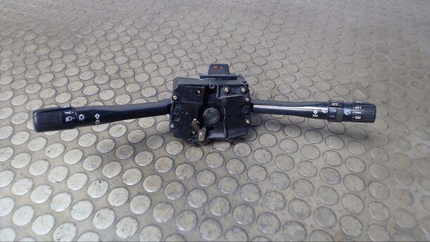 Foto: BLINK-/KOMBISCHALTER eines Honda Civic 1.3