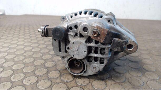 Foto: LICHTMASCHINE eines Honda Civic 1.3