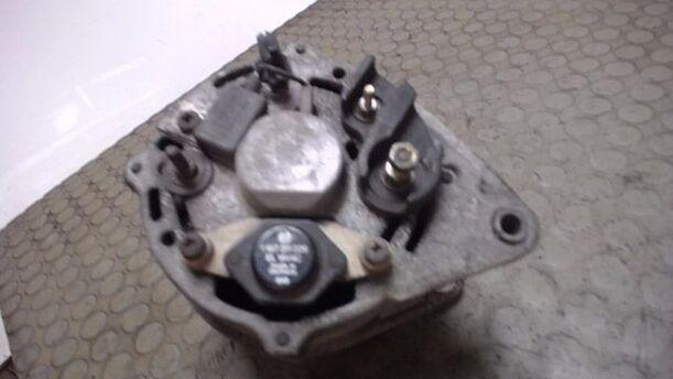 Foto: LICHTMASCHINE eines Ford Escort Turnier CL