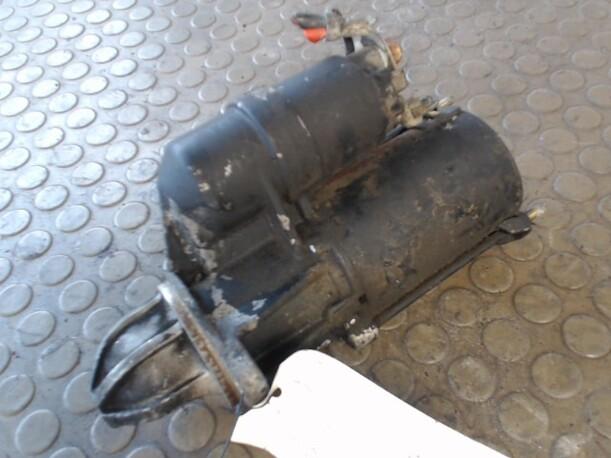 Foto: ANLASSER / STARTER eines Opel Vectra Special