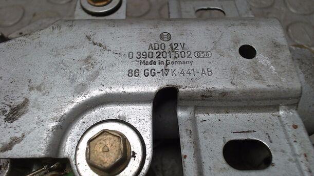 Foto: SCHEIBENWISCHERMOTOR HINTEN eines Ford Scorpio CL