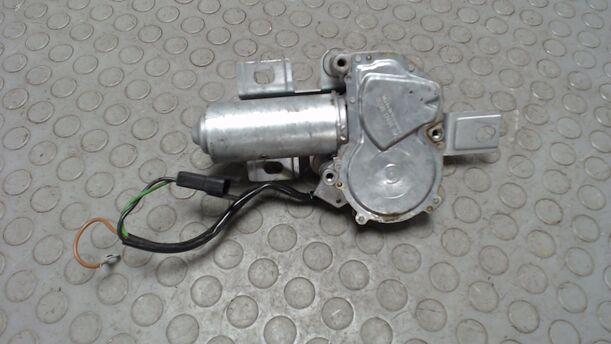 Foto: SCHEIBENWISCHERMOTOR HINTEN eines Ford Scorpio CL
