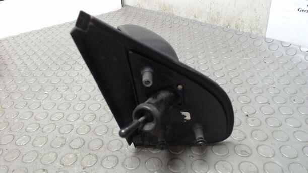 Foto: AUSSENSPIEGEL MECHANISCH VERSTELLBAR LINKS eines Ford Sierra Turnier CL