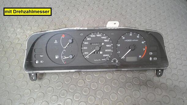 Foto: TACHOEINHEIT eines Nissan Primera 1.6 SLX