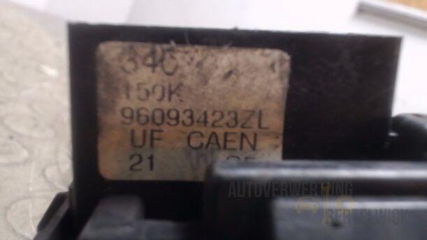 Foto: WISCHERSCHALTER eines Peugeot 605 3.0 V6 SR
