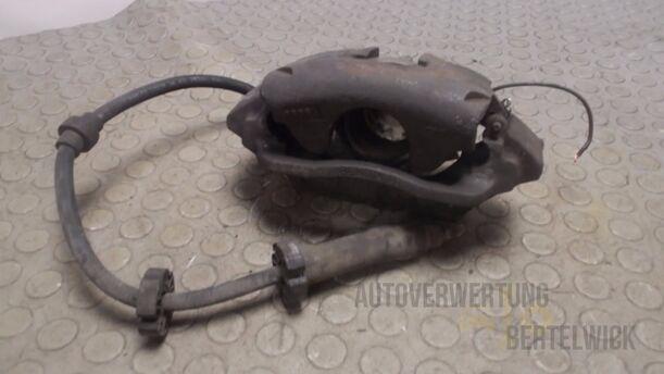 Foto: BREMSSATTELVORN RECHTS eines Peugeot 605 3.0 V6 SR