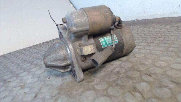 Foto: ANLASSER / STARTER HITACHI eines Nissan Sunny SLX