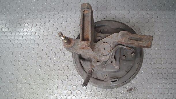 Foto: ACHSSCHENKEL HINTEN LINKS eines Nissan Primera 1.6 SLX