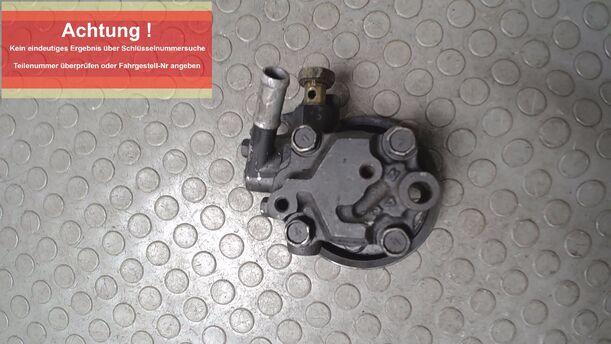 Foto: LENKGETRIEBEPUMPE eines Nissan Primera 1.6 SLX