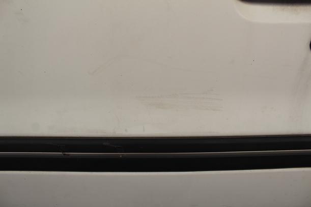 Foto: TÜR VORNE LINKS ( 4/5 TÜRER ) eines Mitsubishi Colt 1300 GL