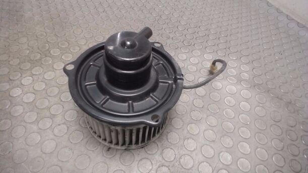 Foto: GEBLÄSEMOTOR eines Toyota Starlet 1.0 e