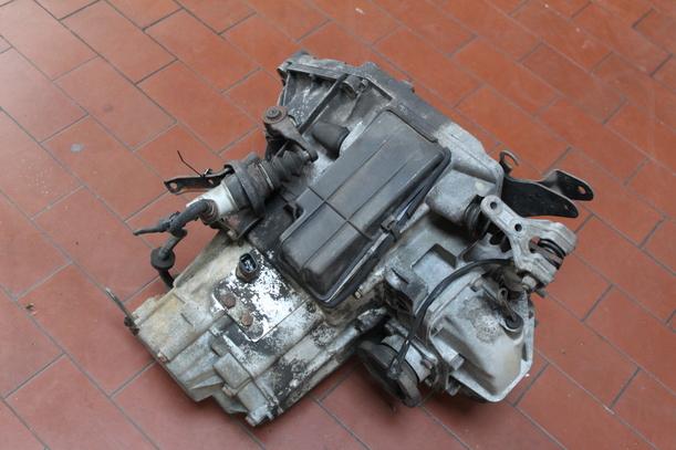 Foto: SCHALTGETRIEBE 5-GANG eines Lancia Thema turbo i.e.