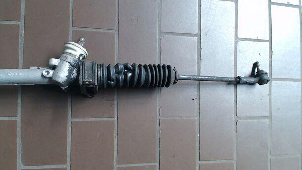 Foto: LENKGETRIEBE / LENKUNG (ohne Servo) eines Seat Toledo CL