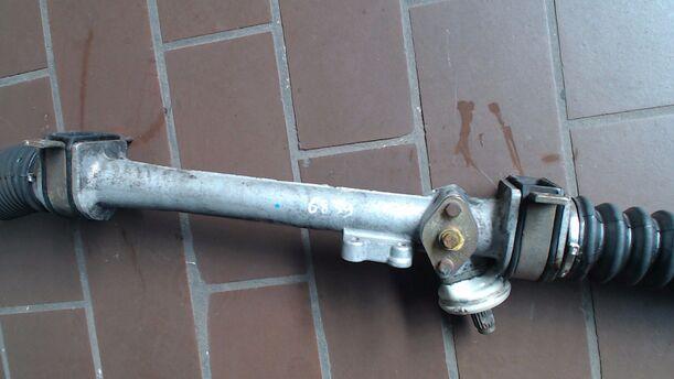 Foto: LENKGETRIEBE / LENKUNG (ohne Servo) eines Seat Toledo CL