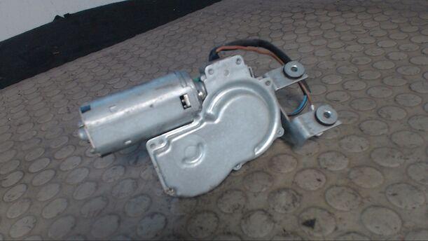 Foto: HECKSCHEIBENWISCHERMOTOR eines Opel Corsa City