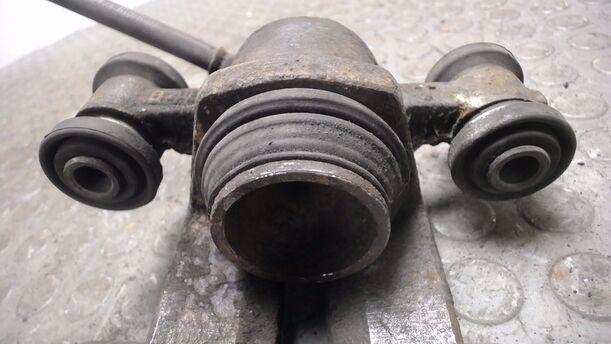 Foto: BREMSSATTEL VORN LINKS eines Nissan Micra LX