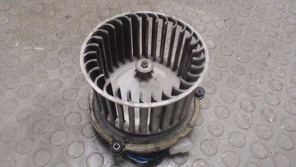 Foto: GEBLÄSEMOTOR eines Nissan Micra LX