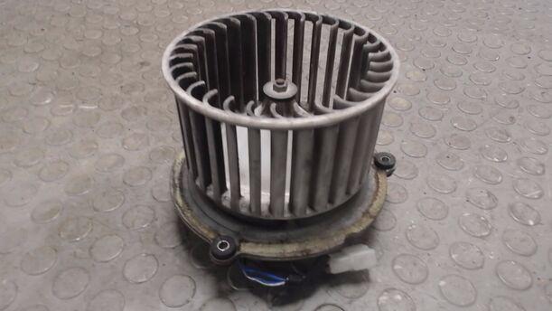 Foto: GEBLÄSEMOTOR eines Nissan Micra LX
