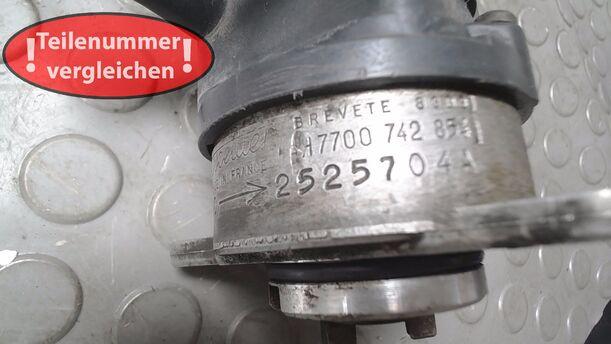 Foto: ZÜNDVERTEILER eines Renault R 25 TI