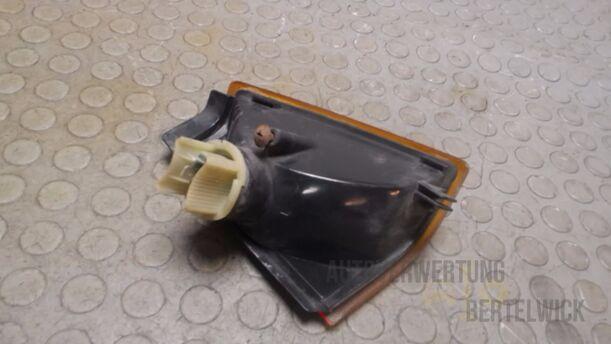 Foto: BLINKER / BLINKLEUCHTE LINKS eines Volvo 360 Inj. GL