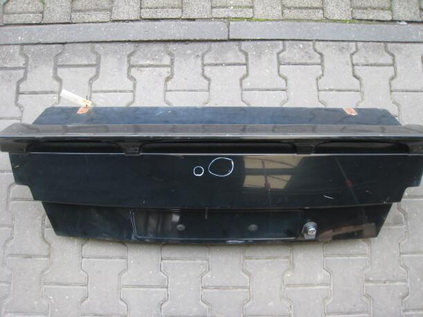 Foto: HECKKLAPPE / HECKDECKEL eines Ford Escort Aut. Ghia