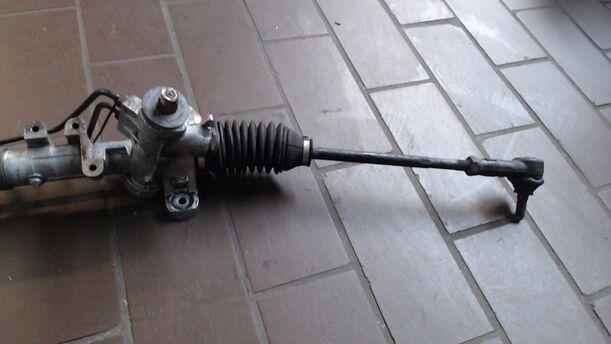 Foto: LENKGETRIEBE HYDRAULISCH eines Seat Cordoba 1.8i 16V GTI