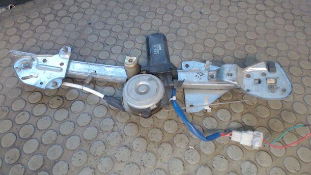 Foto: FENSTERHEBER ELEKTR. VORN RECHTS eines Mazda MX-3 16V