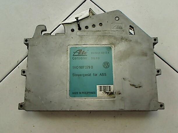 Foto: STEUERGERÄT ABS eines Seat Toledo CL