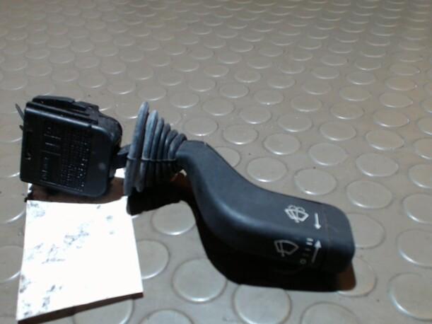 Foto: WISCHERSCHALTER eines Opel Omega GL