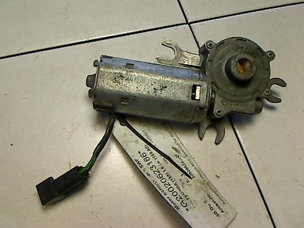 Foto: SCHIEBEDACHMOTOR eines Fiat Tempra 1.6 i.e.