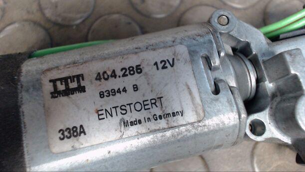Foto: SCHIEBEDACHMOTOR eines Honda Civic Aero Deck 1.4i S